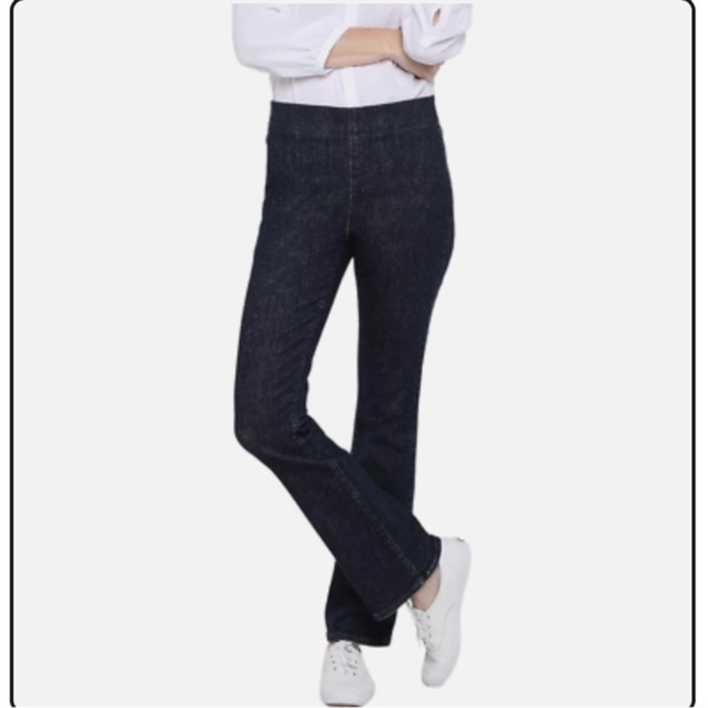 NYDJ dark was Langley pull on jeans. Small. 0-2-4
